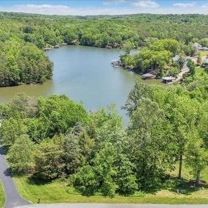 Lot 7 Augusta Way
