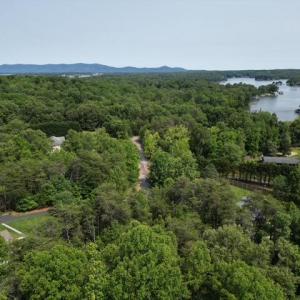 Smith Mountain Lake