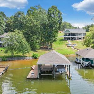 09-DJI_20250818123837_0105_D