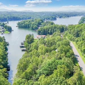 01-DJI_20250603155304_0076_D