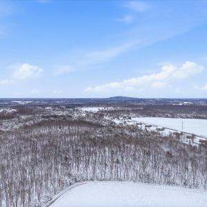 04-00 Pond View LN-04