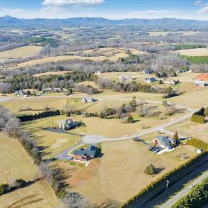 10-DJI_20260114030122_0402_D