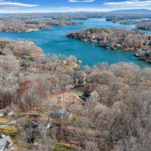 Lot 8, Leeward Drive