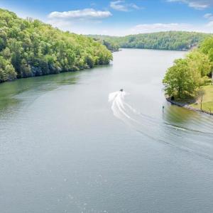 20260116191520048784000000-o