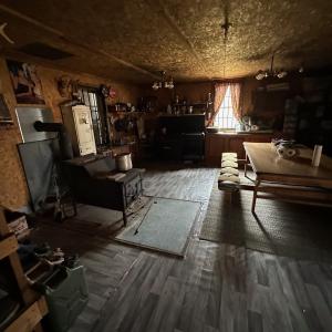 12-Kitchen-Dining Area