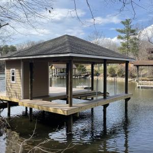 New quality boat dock
