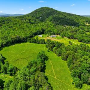 Photo #1 of CASTLE ROCK LN, CASTLETON, VA 25.1 acres