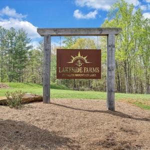 Lakeside Farms