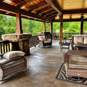porch sitting
