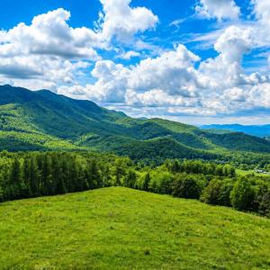 mountain view aerial 2