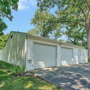 2-Car detached garage