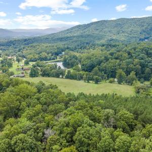 2704 Mountain Pass