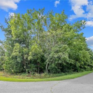 5 Parcels of Commercial land