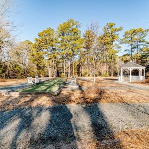 South Landing Bocce Court
