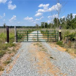Gate at highway