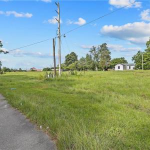 5 Parcels of Commercial Land