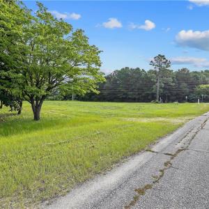 5 Parcels of Commercial Land