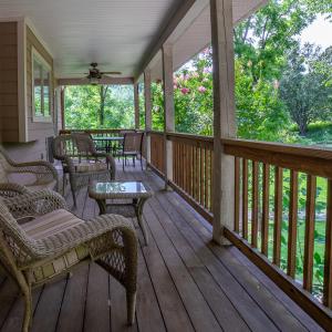 Cottage porch