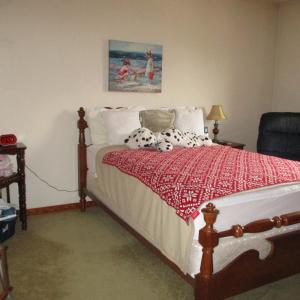 2346 Holly BR 2