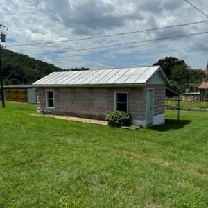 Storage building