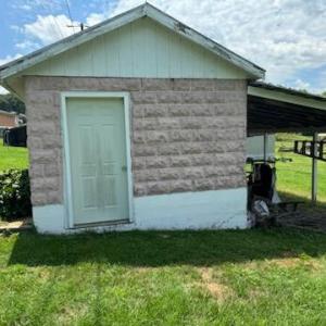 Storage building
