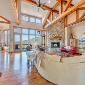 9 Great Room