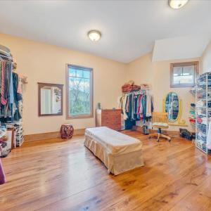 30 Master Bedroom Dressing Room & Closet