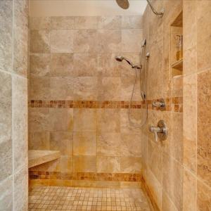 33 Master Bath Shower