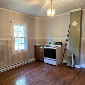 Kitchen b