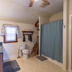 Upstairs full bath