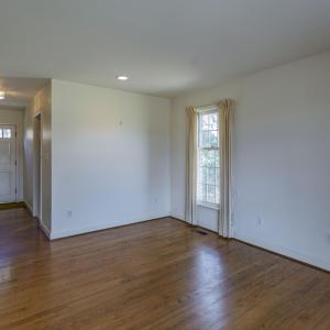 Guest house family room