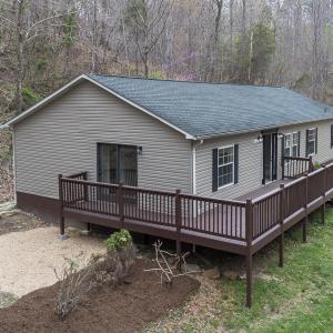108 Trapper Ln front