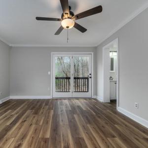 108 Trapper Ln master bedroom