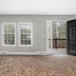 108 Trapper Ln living room a