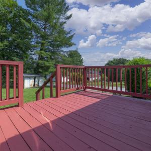 MLS 301 Walker St-8