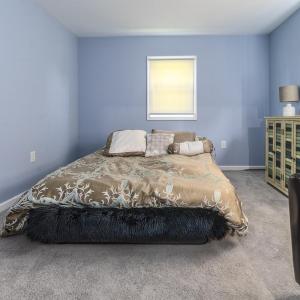 MLS 301 Walker St-19