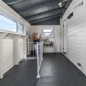 MLS 301 Walker St-21