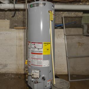 MLS 301 Walker St-24