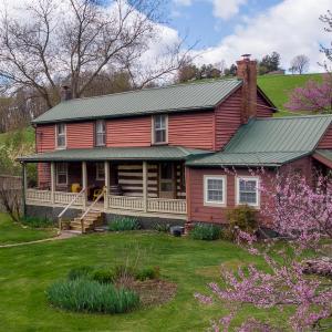 MLS 775 Newport Rd-1