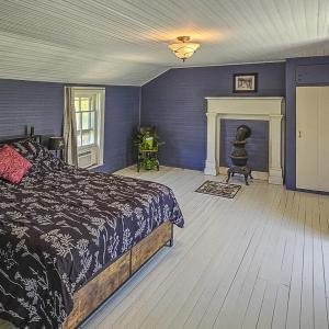V2 MLS Newport-46