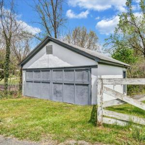 63-MIB03702