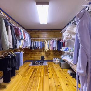 Walk in Closet