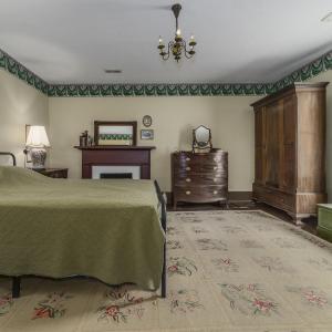 MLS 5367 W Midland Trail-41