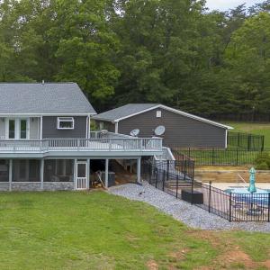 22 Seaman Circle