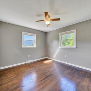 069-MIB02982
