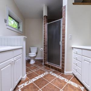 Large ensuite