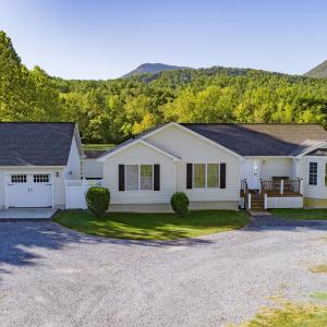 4165 Midland Trail Front