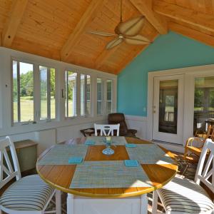 Sun Room(2)