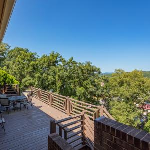 Front deck