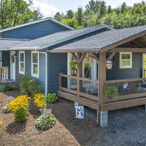 MLS 1645 N Lee HiWay-2